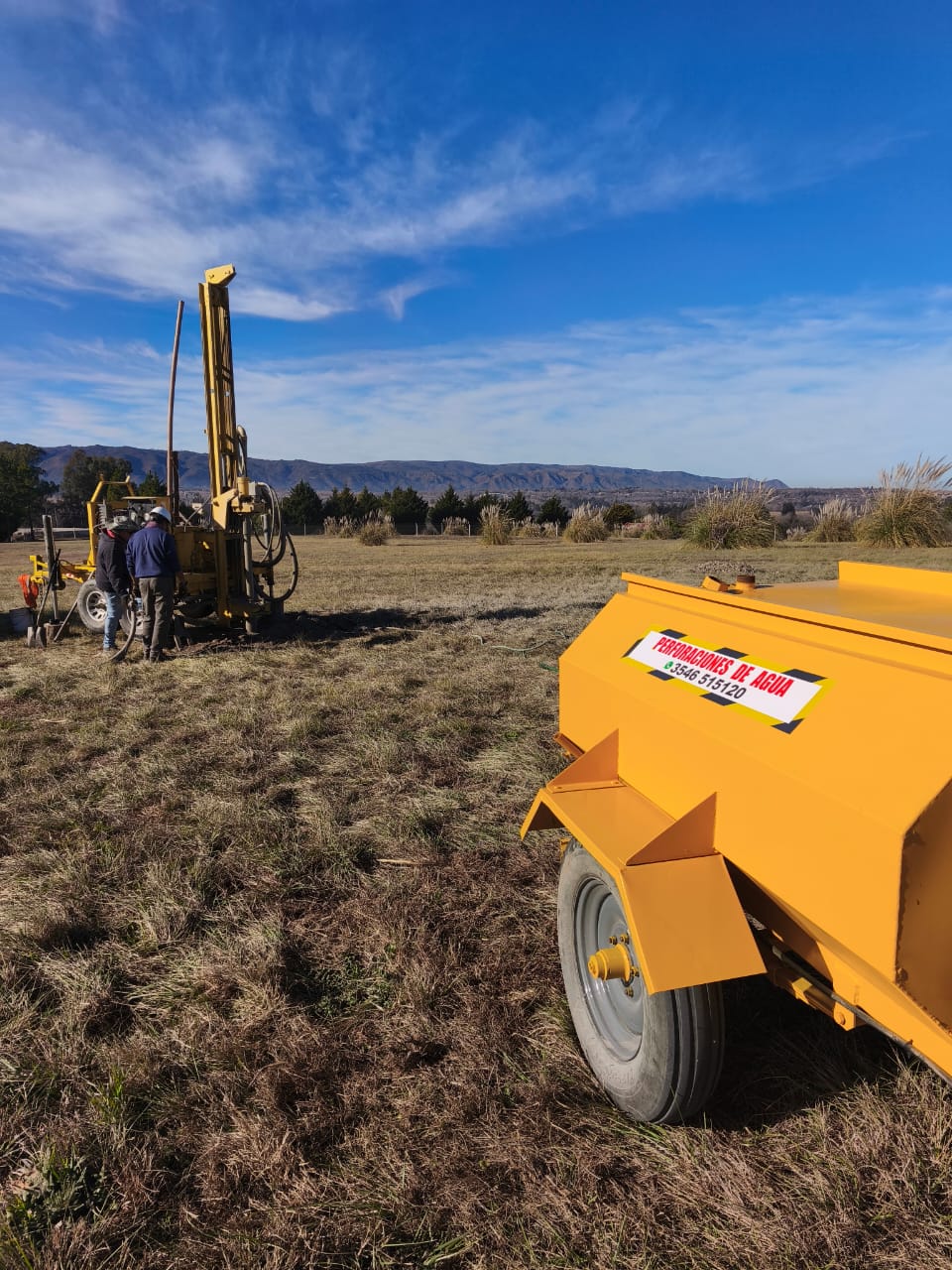 Rig and water tank on site